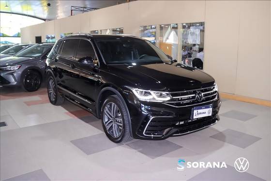 VOLKSWAGEN TIGUAN 2.0 300 TSI GASOLINA ALLSPACE R-LINE AUTOMÁTICO VOLKSWAGEN TIGUAN 2.0 300 TSI GASOLINA ALLSPACE R-LINE AUTOMÁTICO
